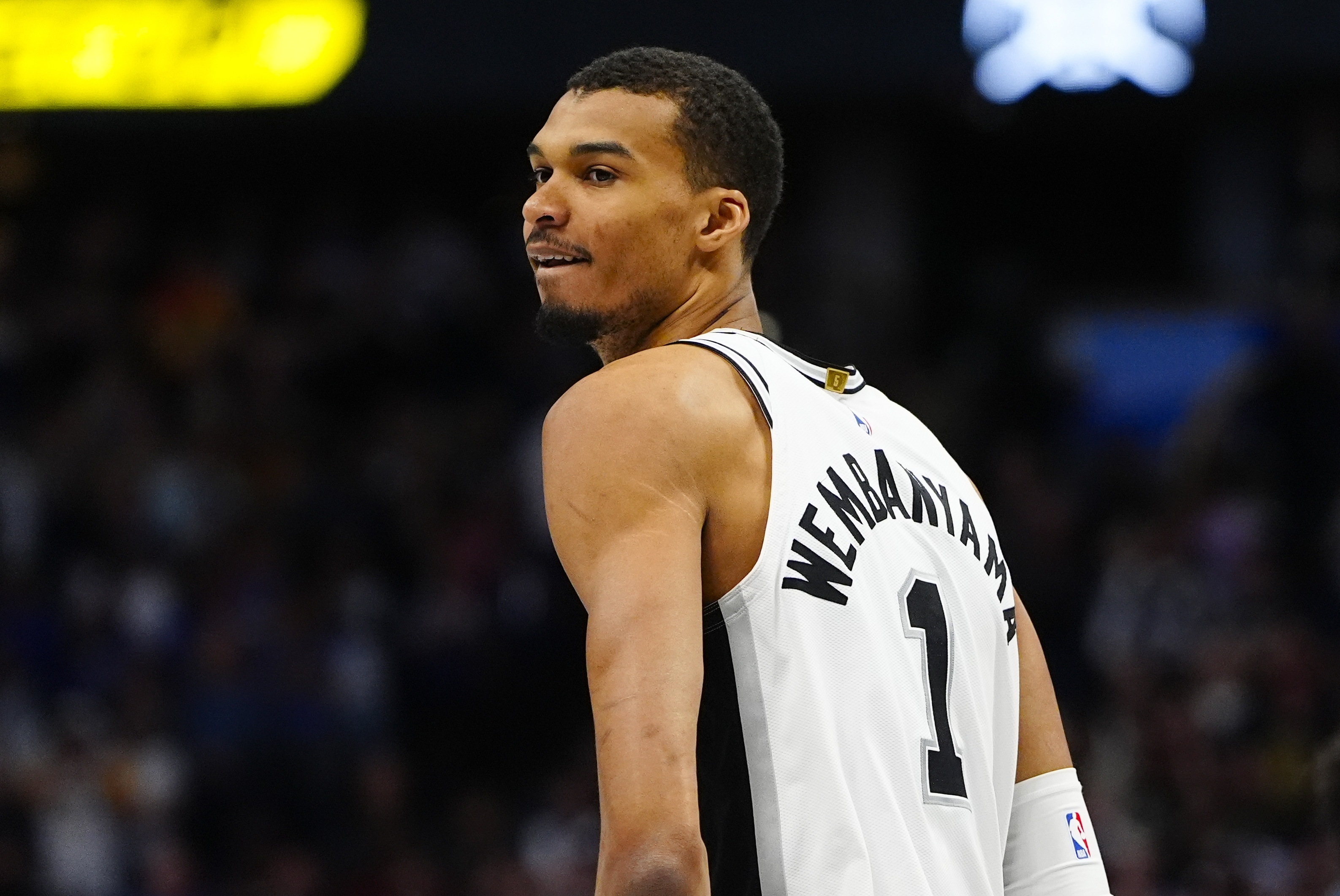 星空体育登录入口-麦克斯维尔：帕金斯说文班将成历史前4 那谁会被他挤掉呢