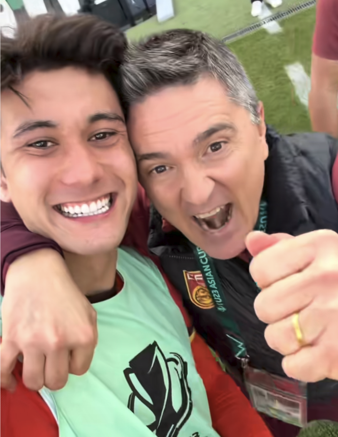 星空体育登录入口-拜合拉木更新社媒，谈到李昊扑出乌龙头球，用3个字回应太可爱了